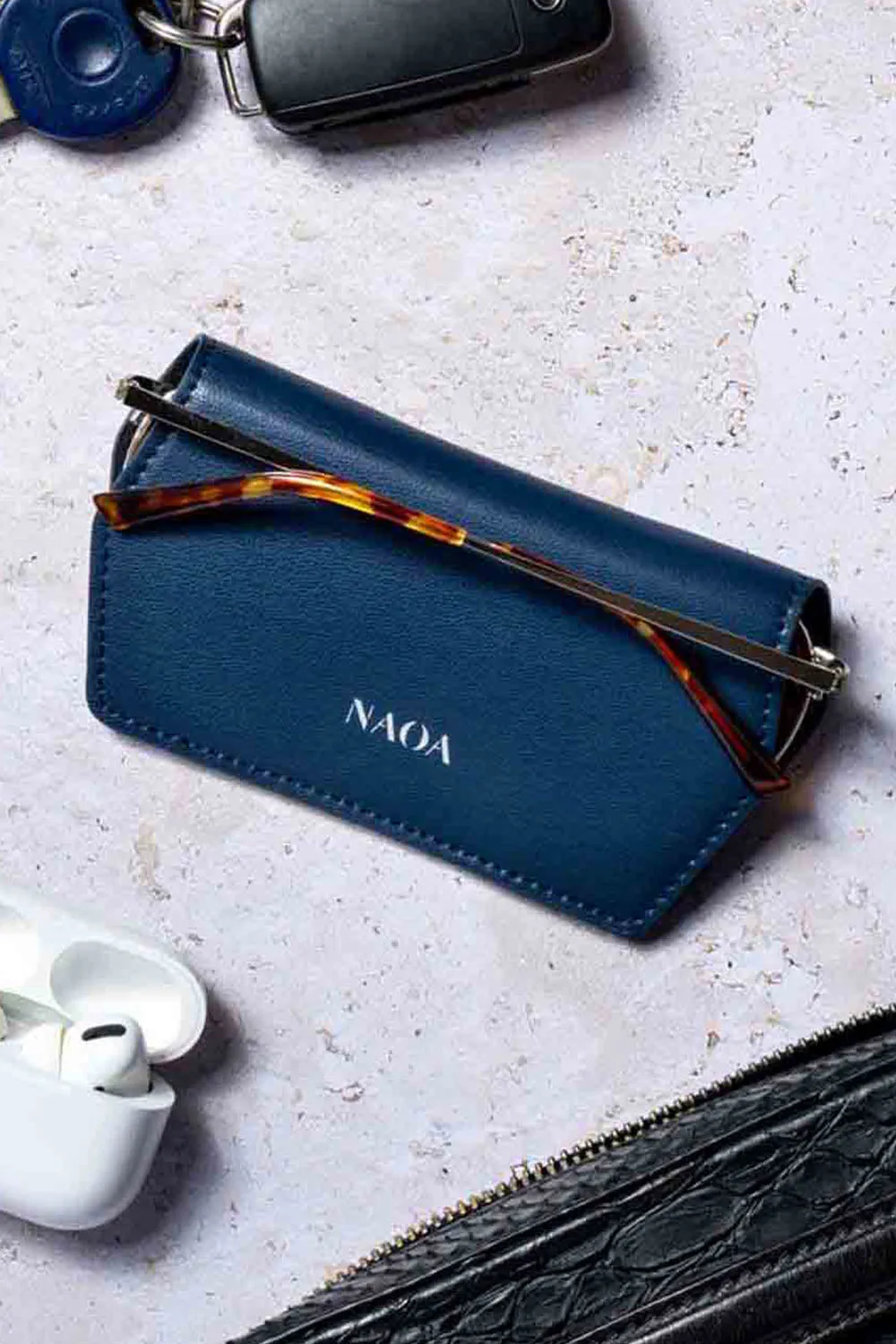Apple Leather Slim Glasses Case