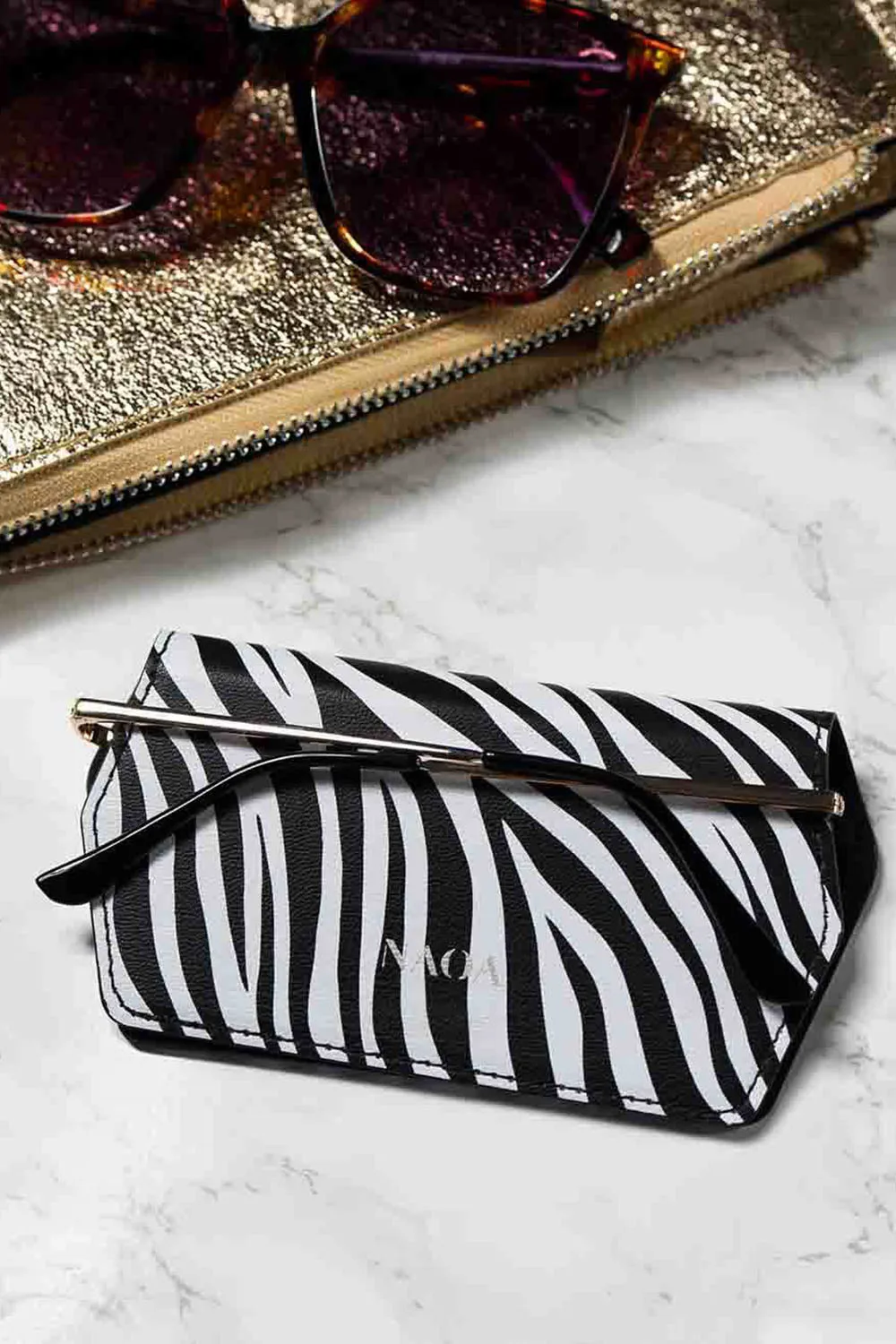 Apple Leather Slim Glasses Case