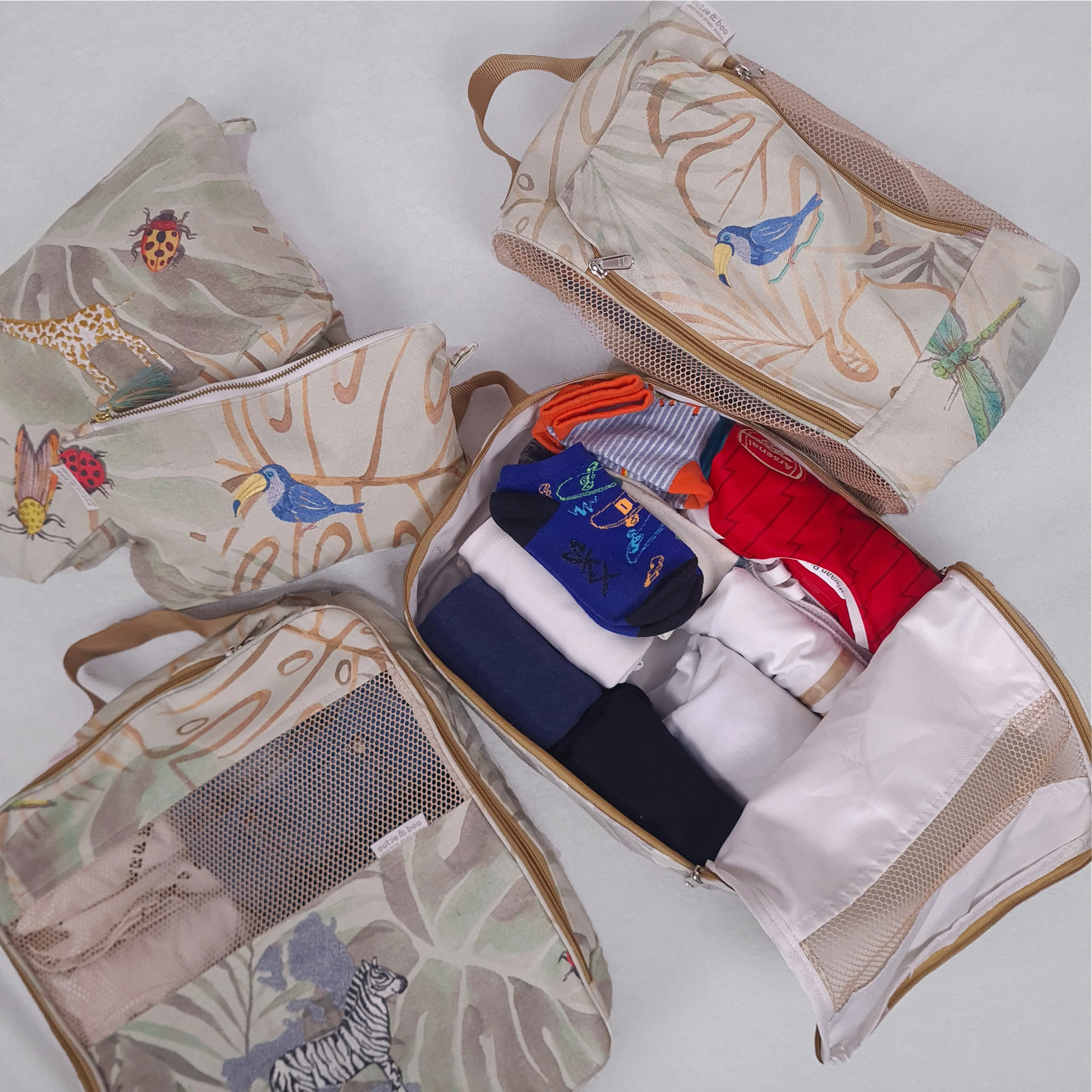 Baby It's Wild World Organizer Bags (Set of 5) Small Organizer Bag   Big Organizer Bag   Shoe Bag   Small Pouch   Big Pouch
