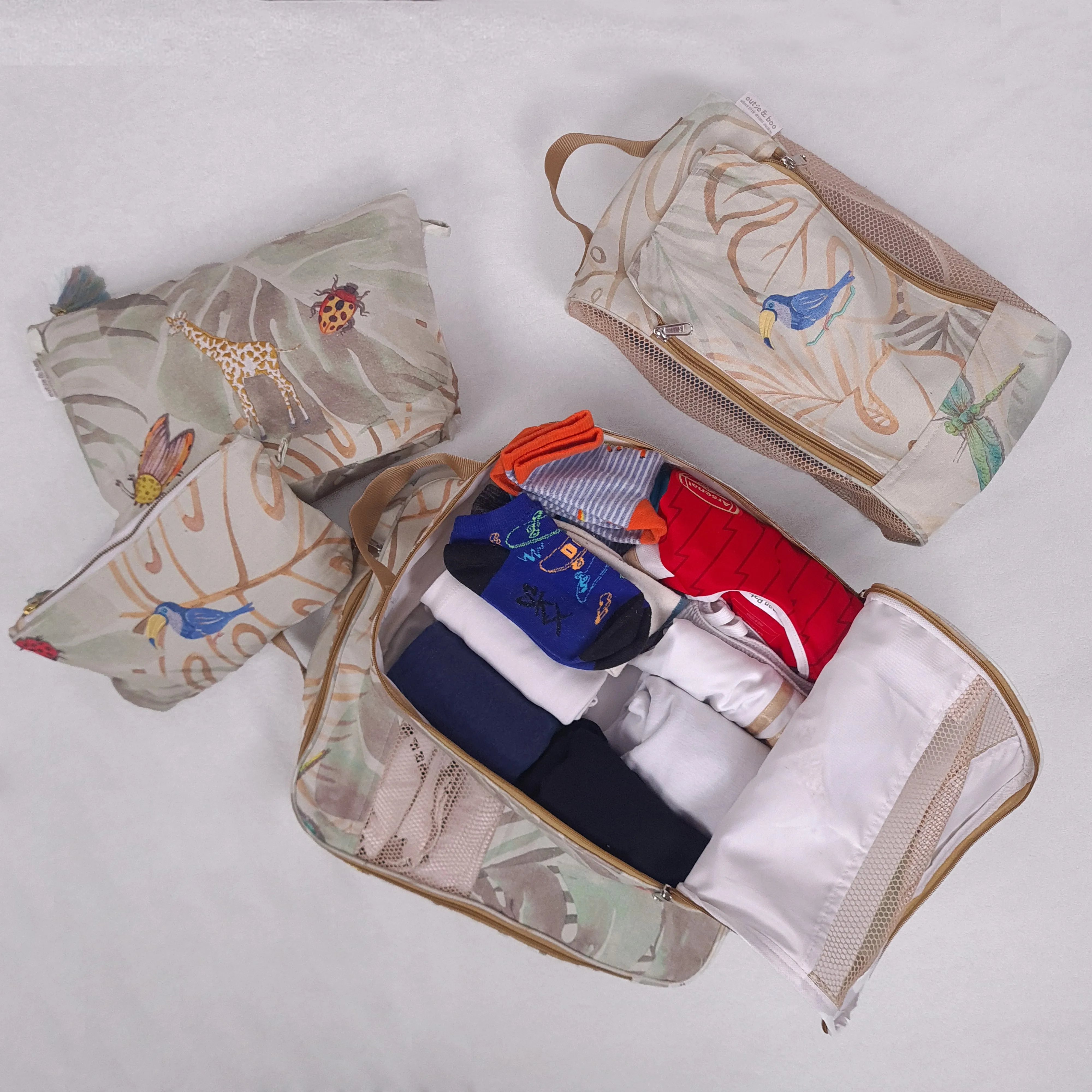 Baby It's Wild World Organizer Bags (Set of 5) Small Organizer Bag   Big Organizer Bag   Shoe Bag   Small Pouch   Big Pouch