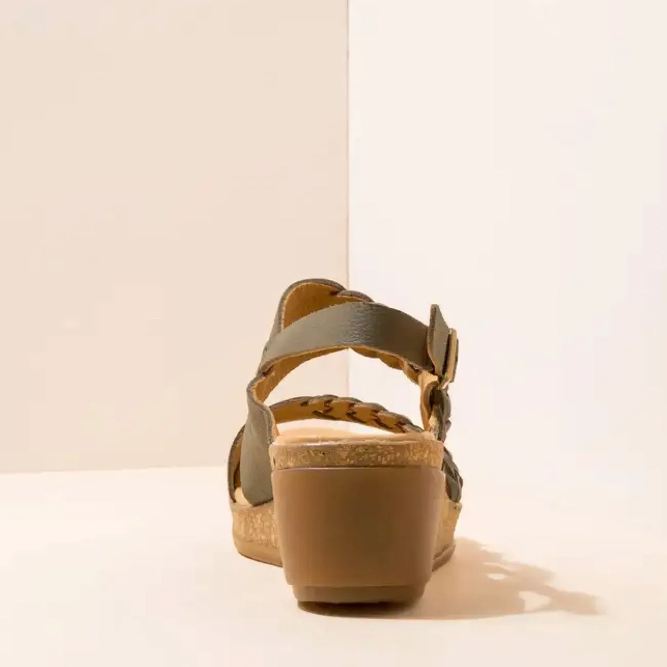 El Naturalista LEAVES Wedge Sandal Natural Grain Leather Khaki