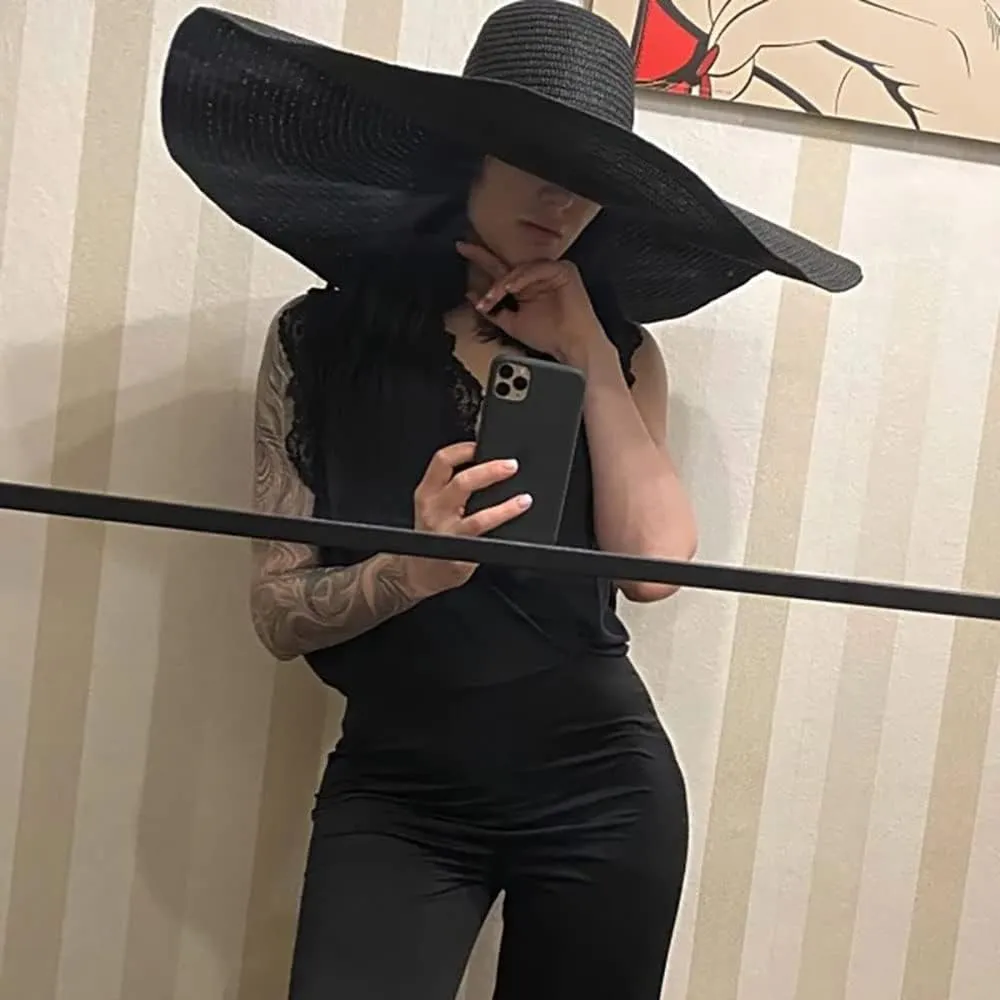 Oversized Beach Sun Hat for Women, Foldable Fashion Floppy Roll Up Visor Hats, Large Wide Brim Straw Hats